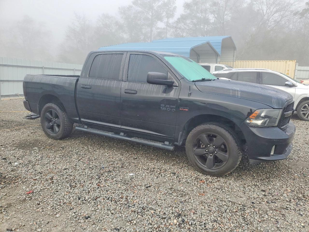 2016 RAM 1500 ST photo 4