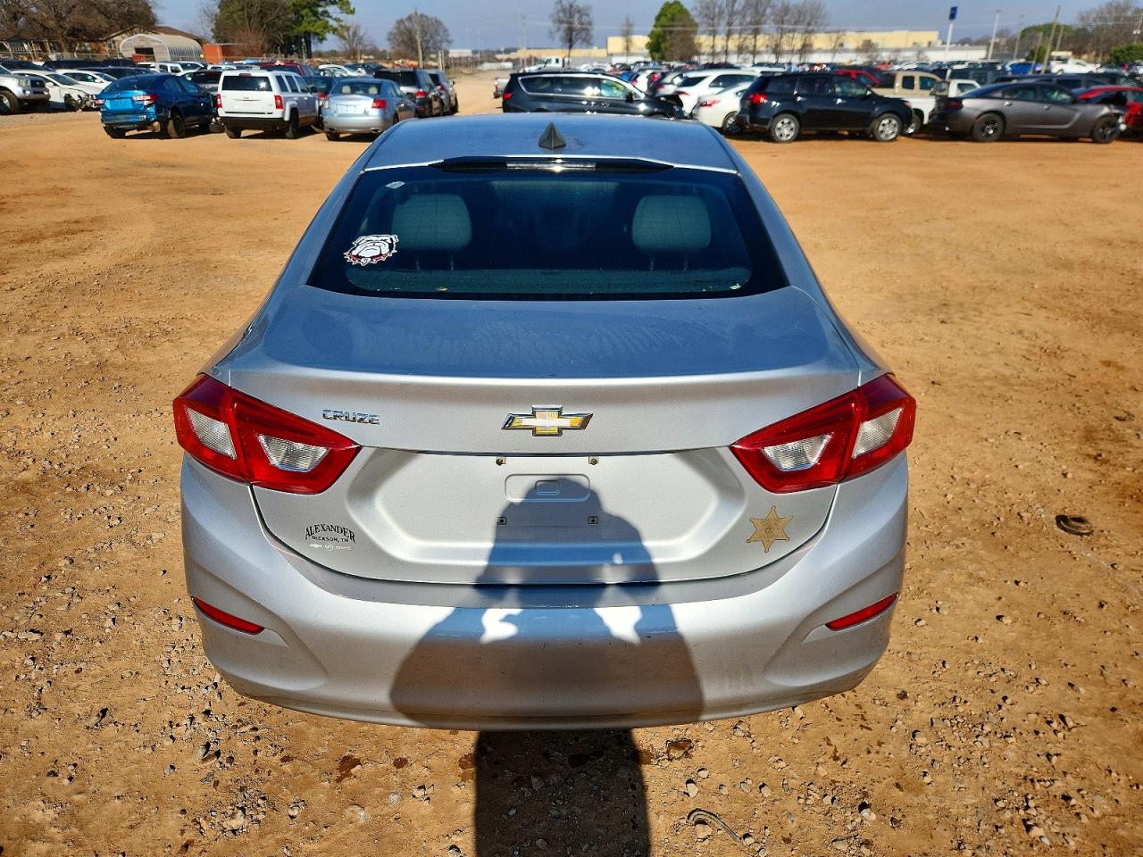 2017 CHEVROLET CRUZE LS photo 6