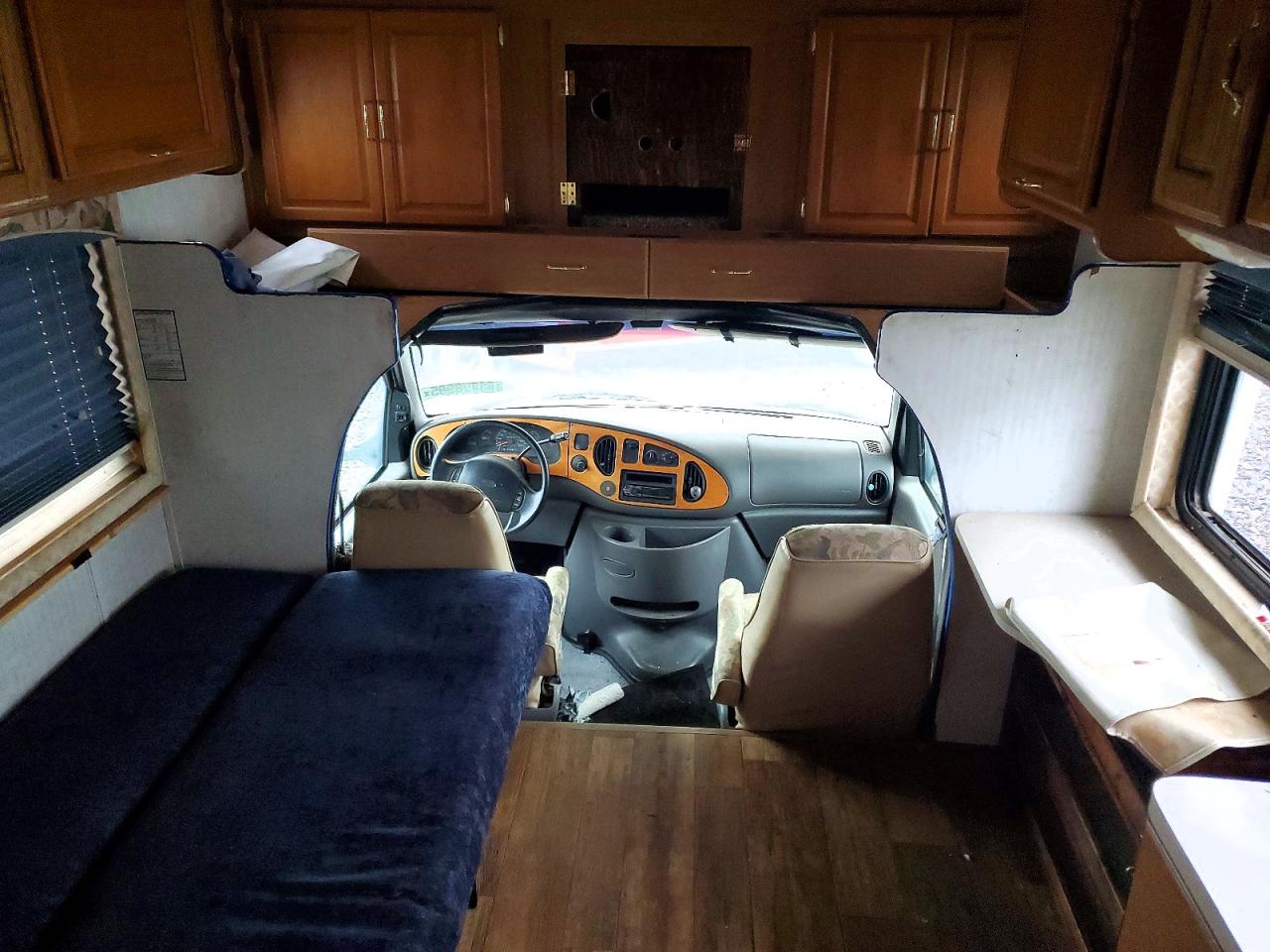 1999 FORD ECONOLINE E450 SUPER DUTY CUTAWAY VAN RV photo 9