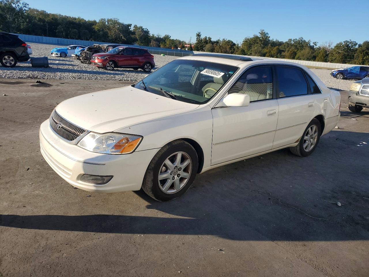 2000 TOYOTA AVALON