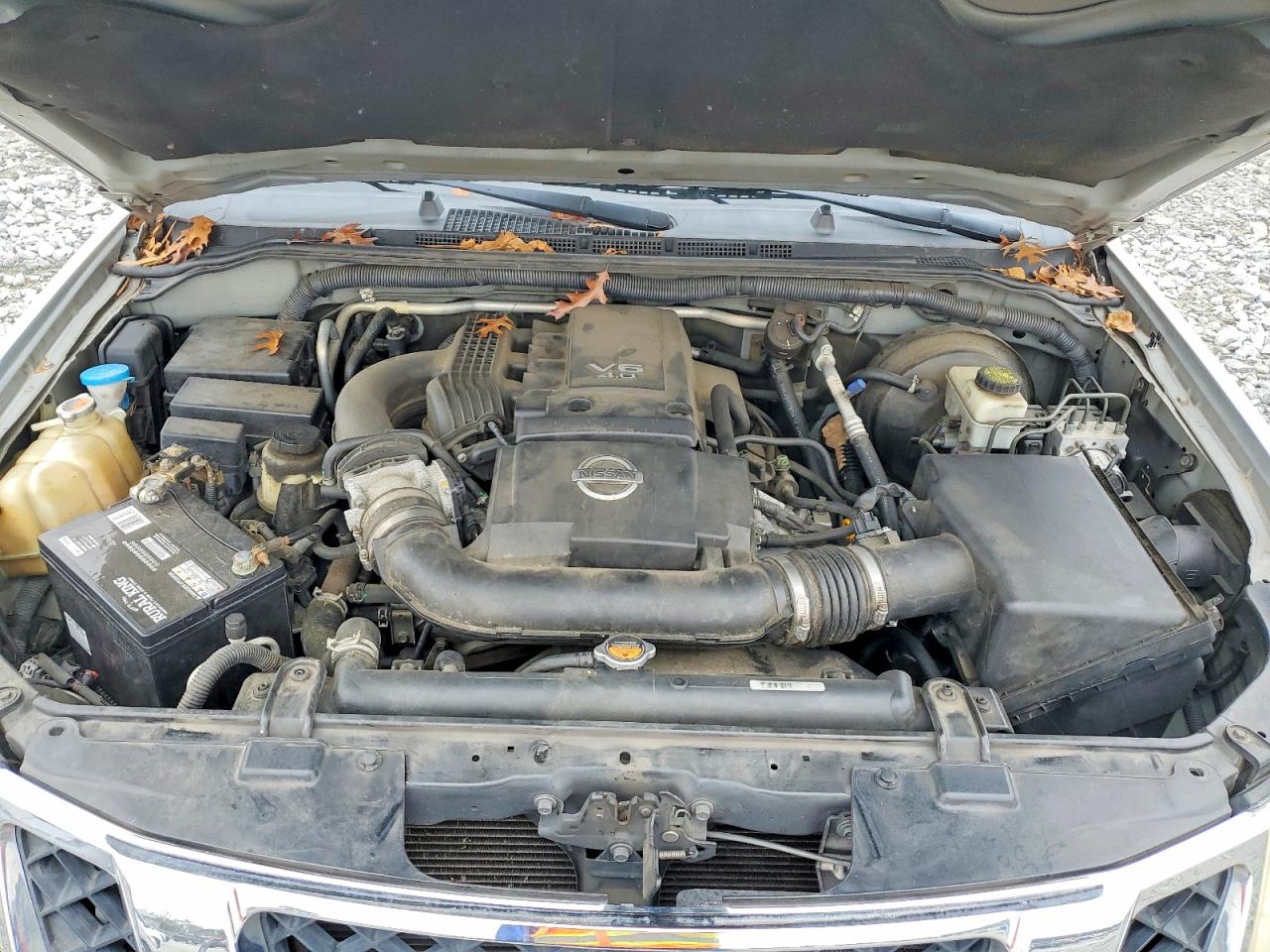 2012 NISSAN PATHFINDER S photo 12