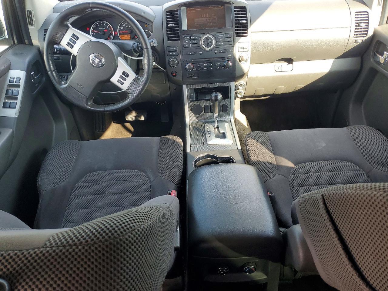 2012 NISSAN PATHFINDER S photo 8