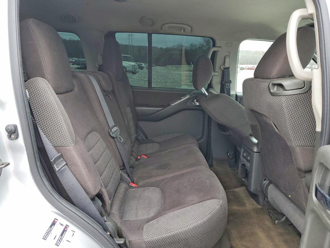 2012 NISSAN PATHFINDER S photo 11