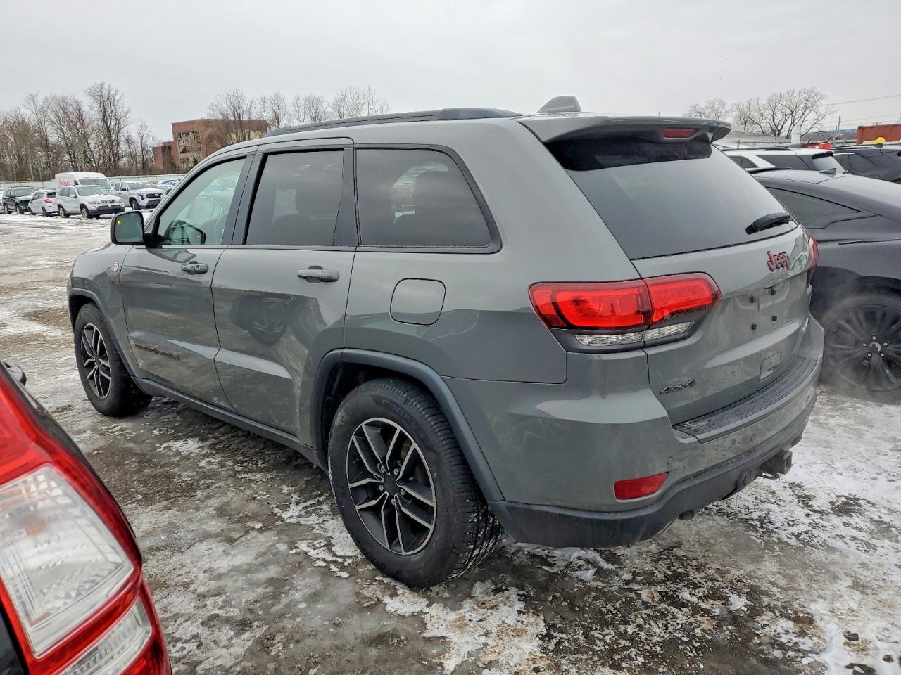 2020 JEEP GRAND CHEROKEE TRAILHAWK photo 3