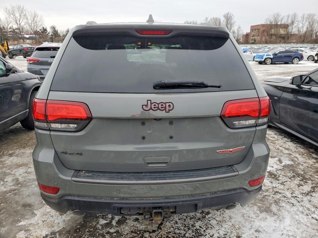 2020 JEEP GRAND CHEROKEE TRAILHAWK photo 11