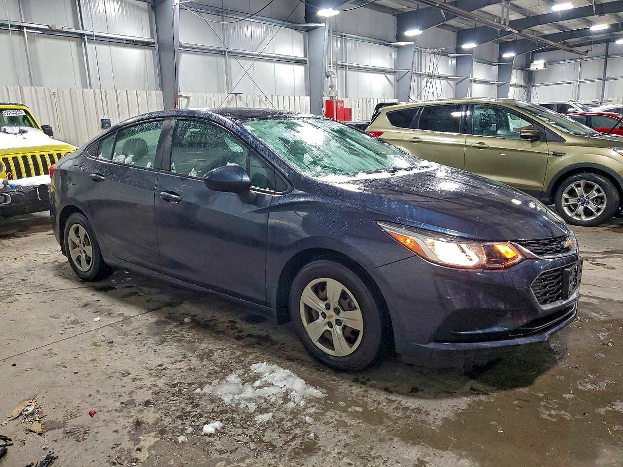 2016 CHEVROLET CRUZE LS photo 4