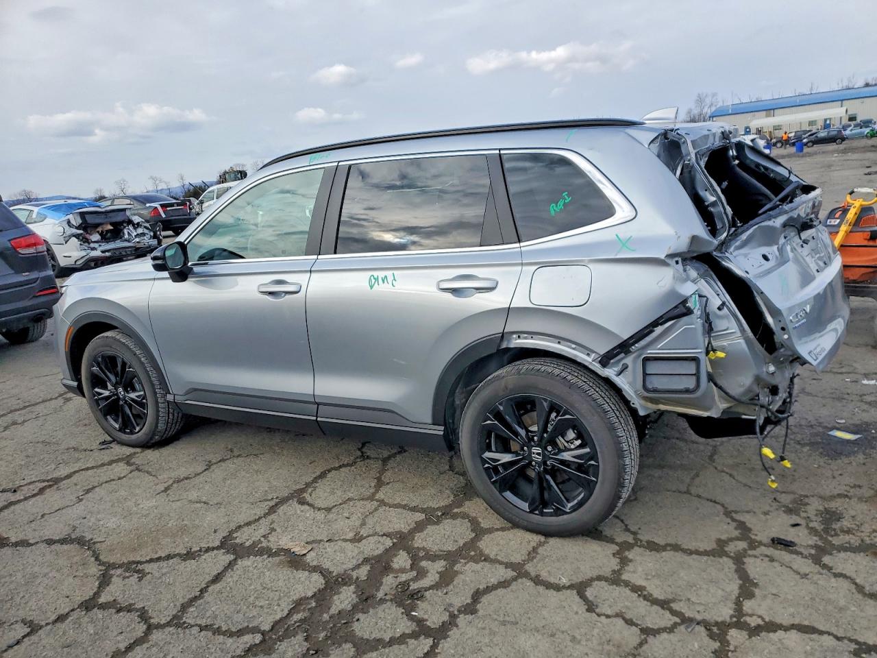 2025 HONDA CR-V SPORT TOURING photo 2