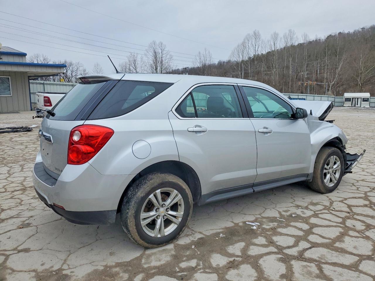 2014 CHEVROLET EQUINOX LS photo 3