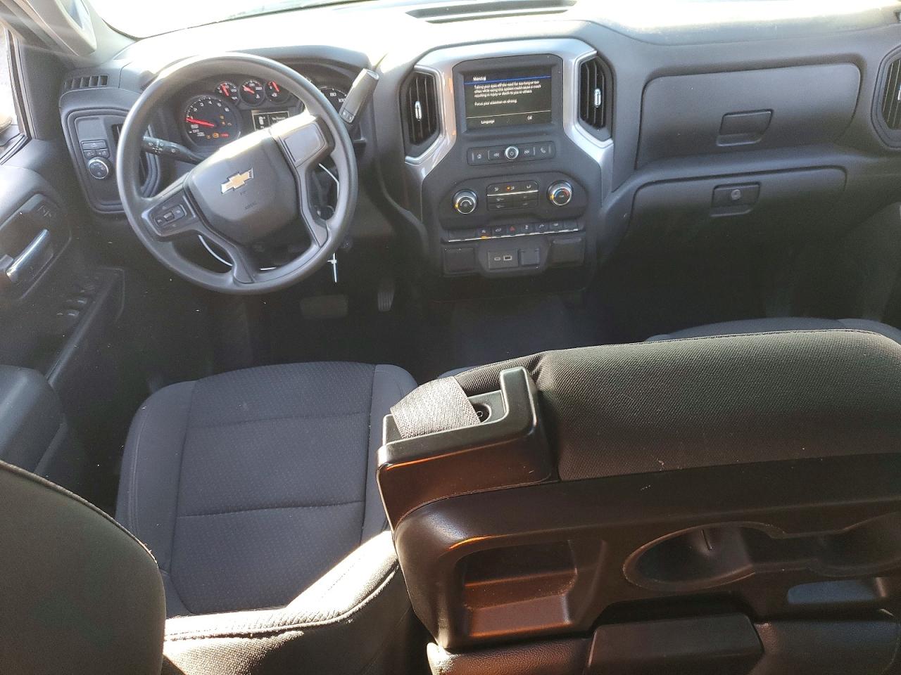 2021 CHEVROLET SILVERADO C1500 CUSTOM photo 8