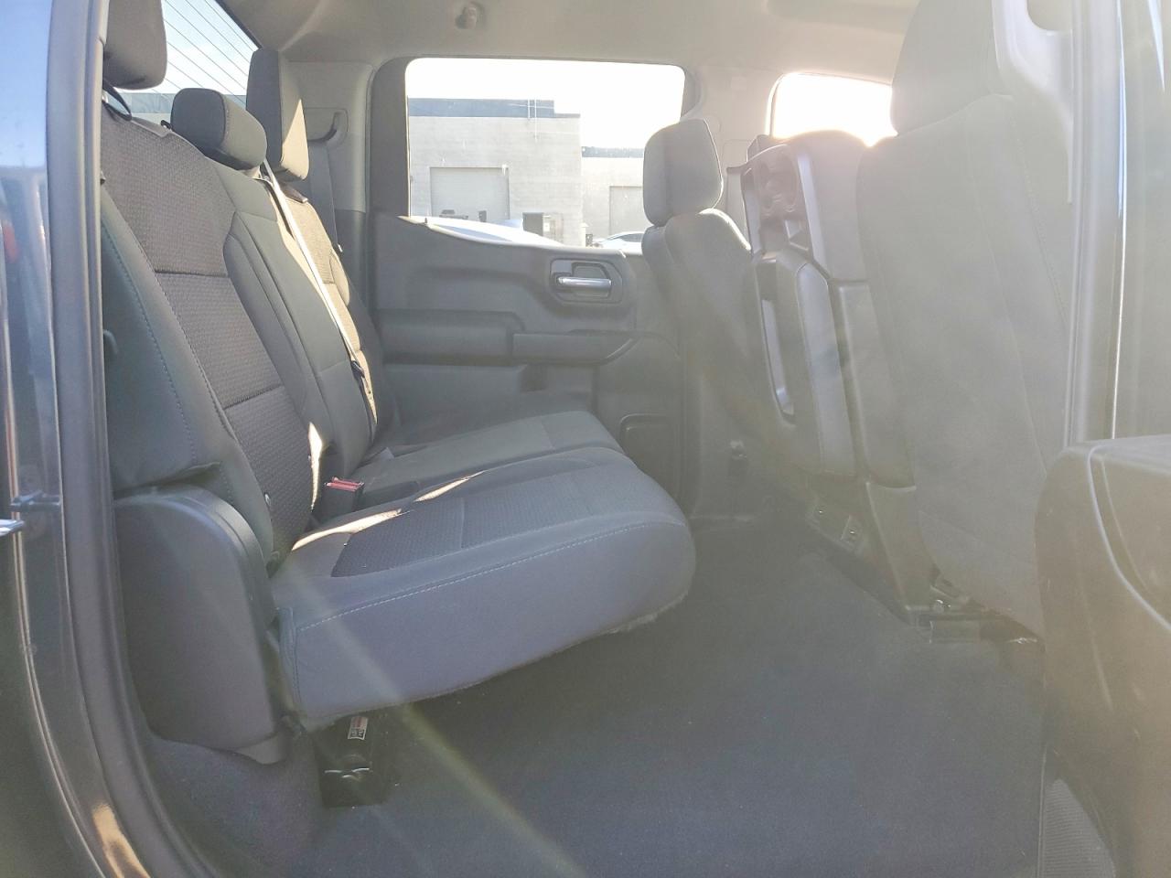 2021 CHEVROLET SILVERADO C1500 CUSTOM photo 10