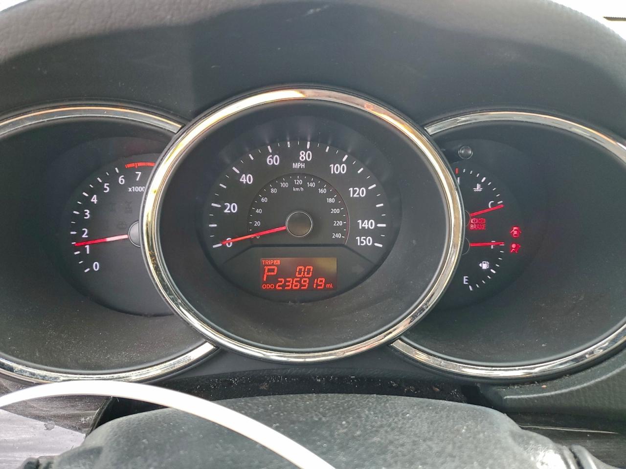 2012 KIA SORENTO BASE photo 9