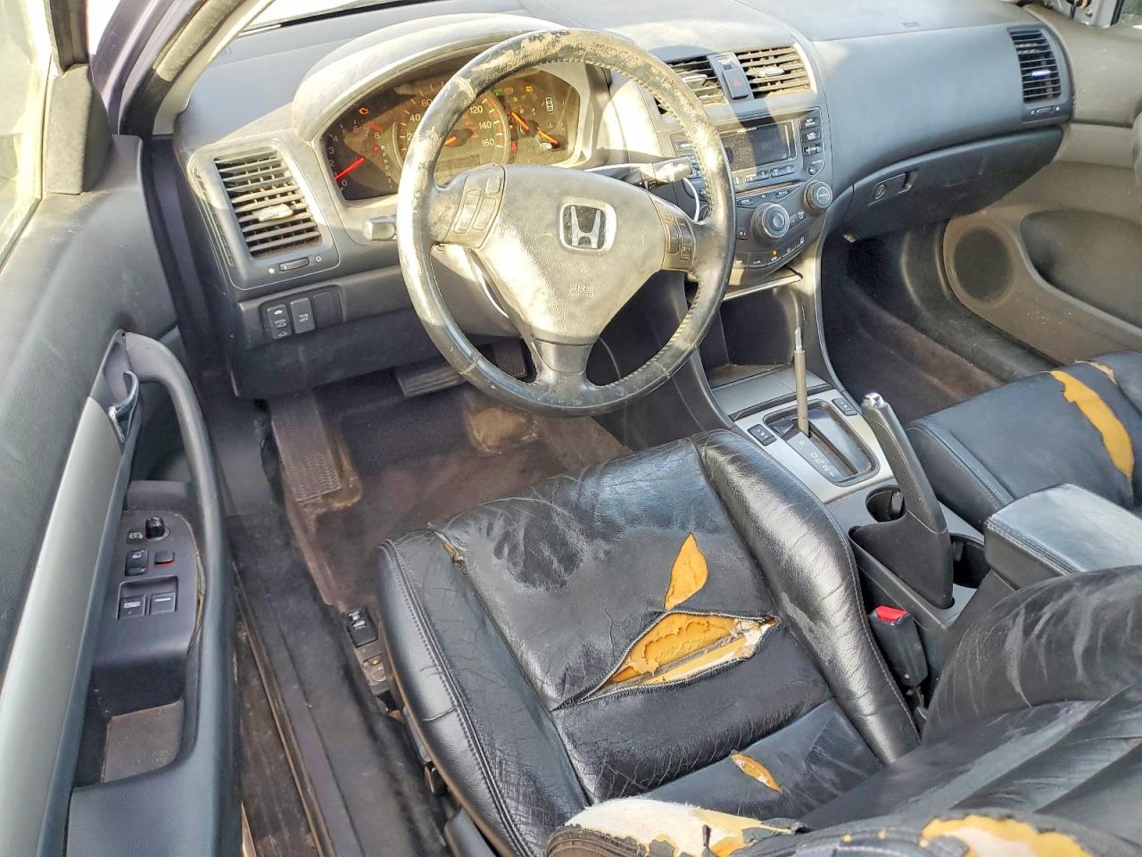 2004 HONDA ACCORD EX photo 8