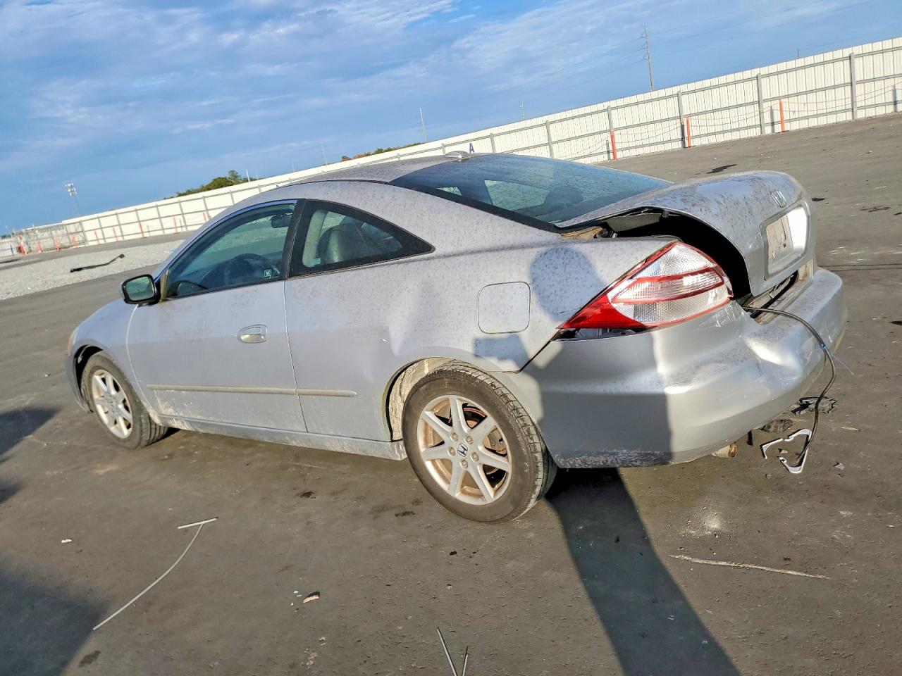 2004 HONDA ACCORD EX photo 2