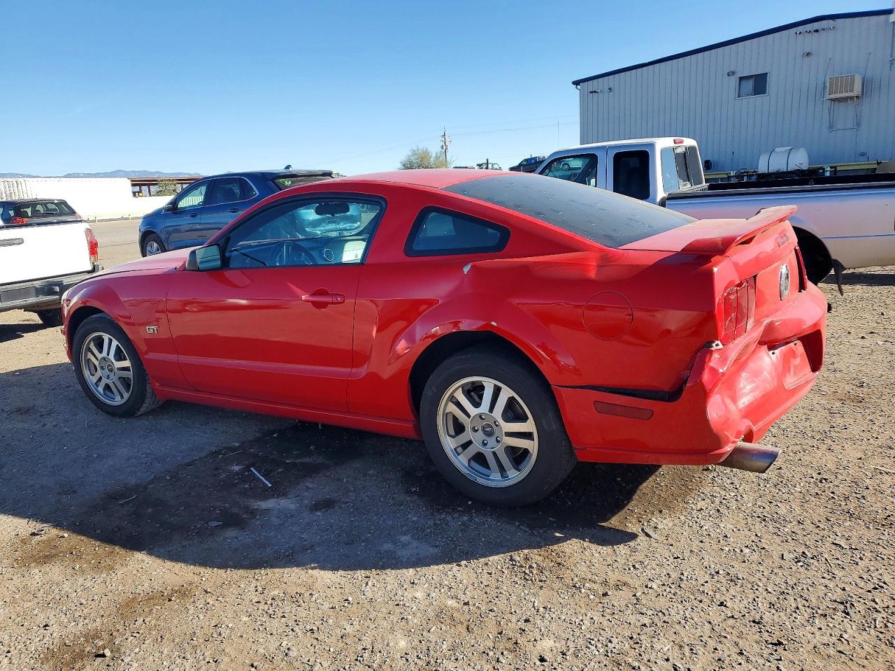 2005 FORD MUSTANG GT photo 2