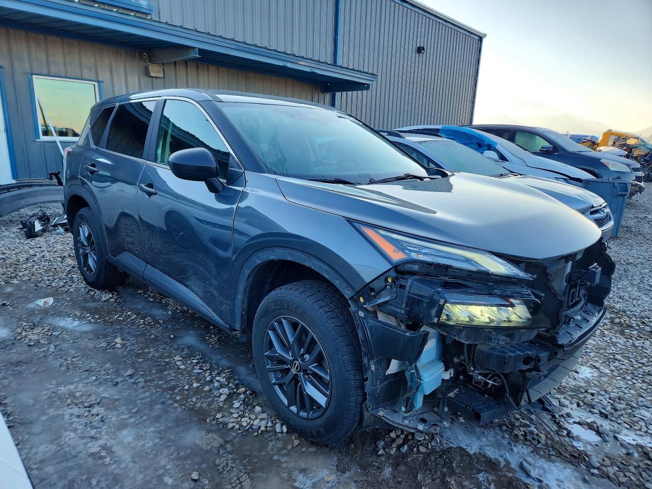 2023 NISSAN ROGUE S photo 4