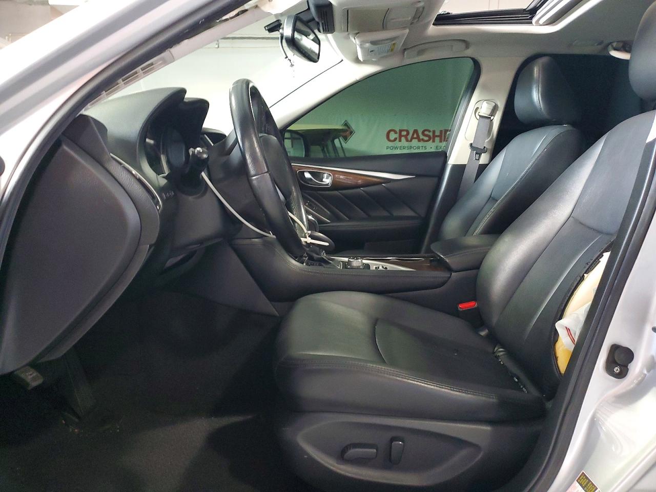 2018 INFINITI Q50 LUXE photo 7