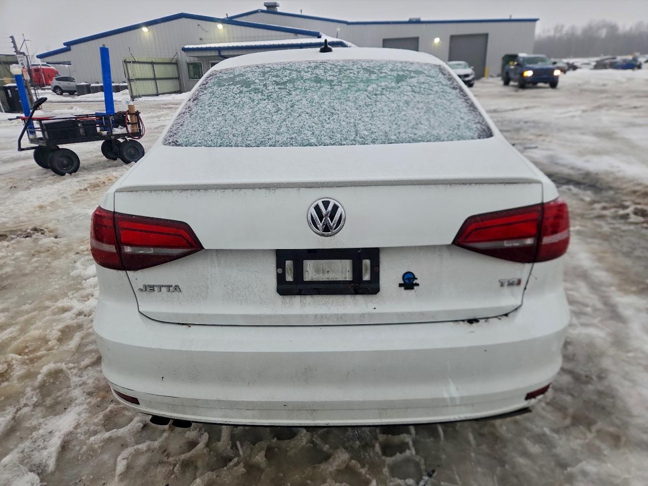 2016 VOLKSWAGEN JETTA SPORT photo 6