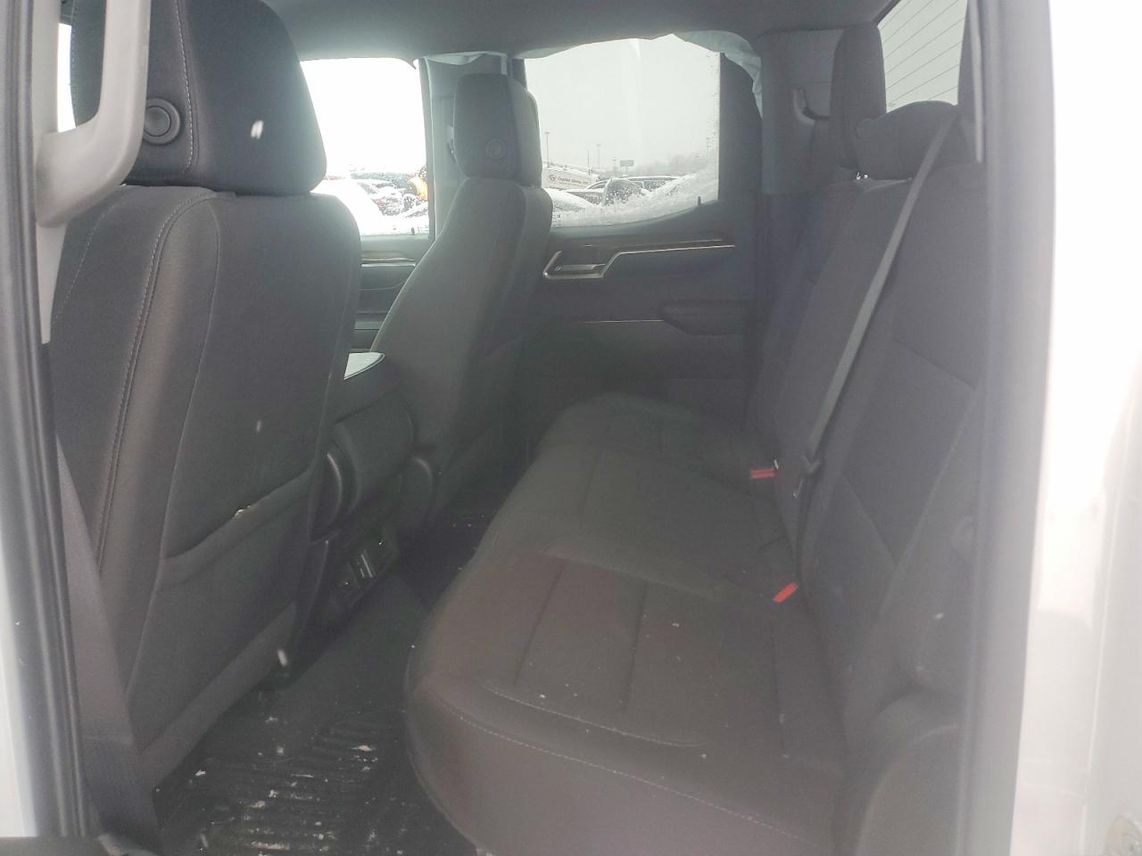 2024 CHEVROLET SILVERADO K1500 LT photo 10