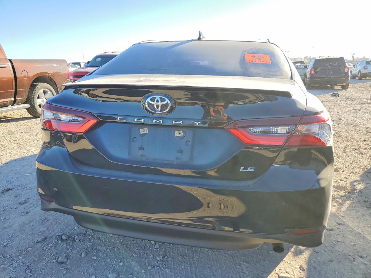 2023 TOYOTA CAMRY LE photo 6