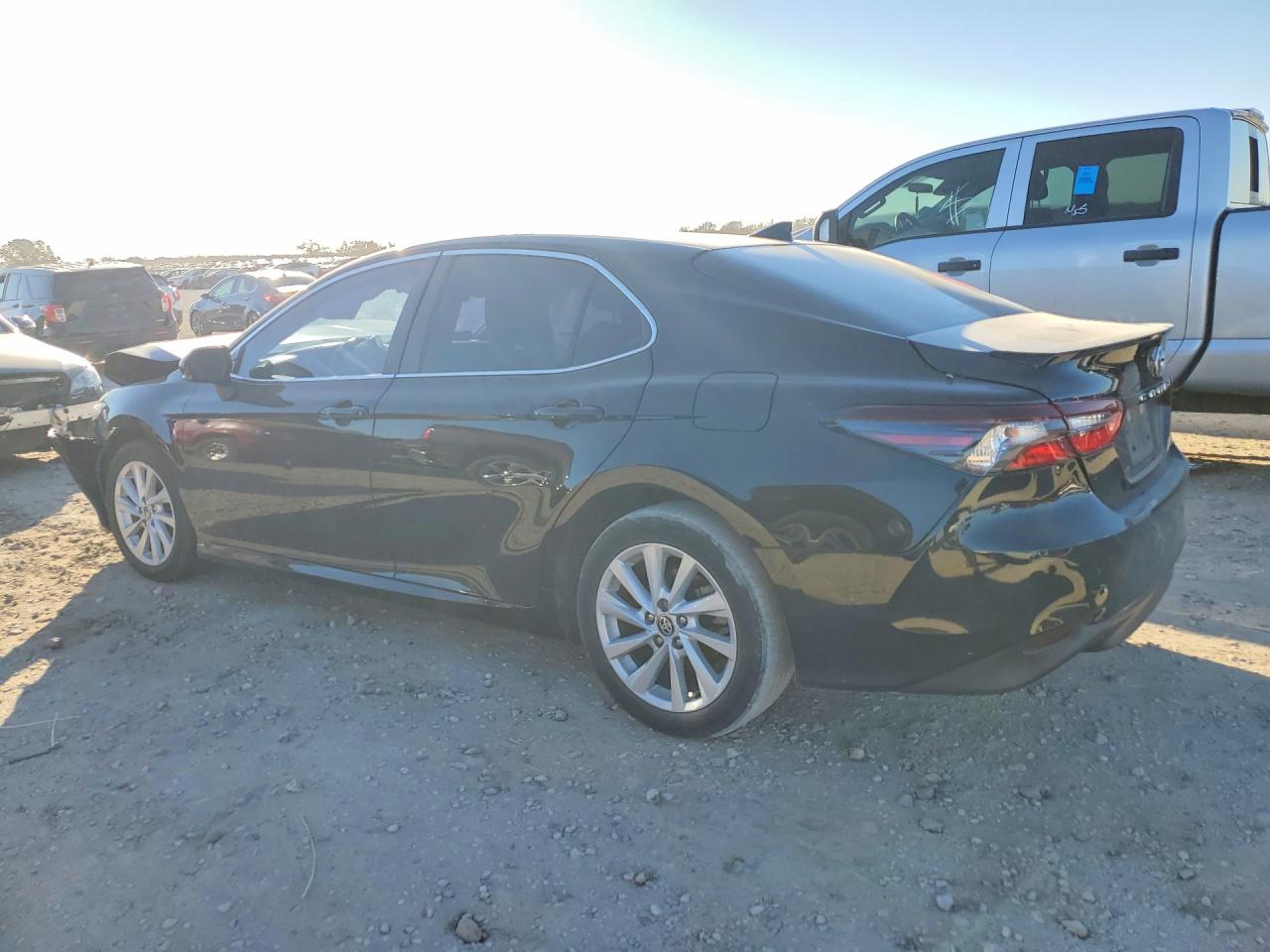 2023 TOYOTA CAMRY LE photo 2