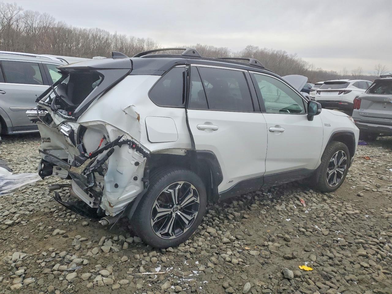 2023 TOYOTA RAV4 PRIME XSE photo 7