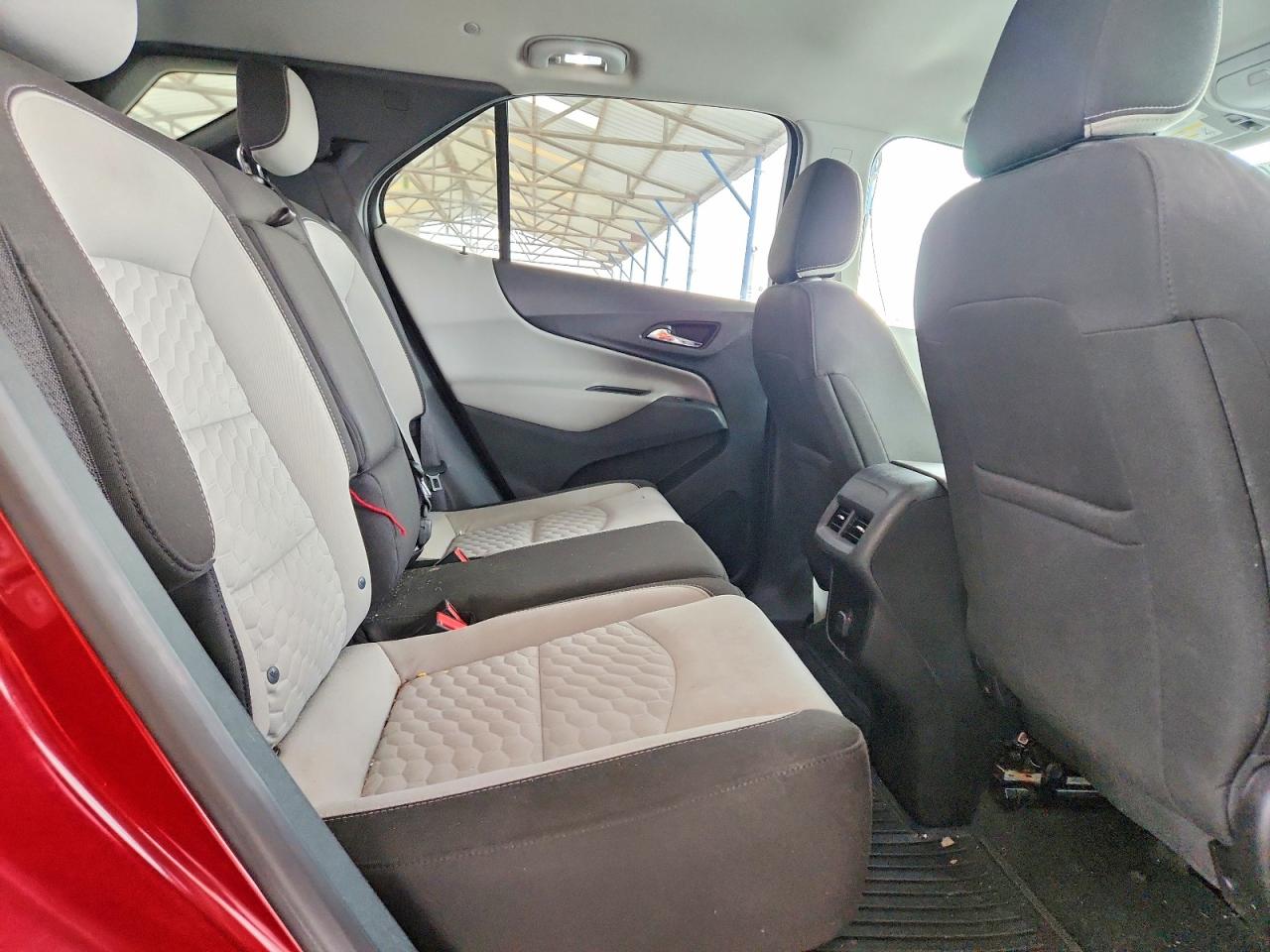 2018 CHEVROLET EQUINOX LT photo 28