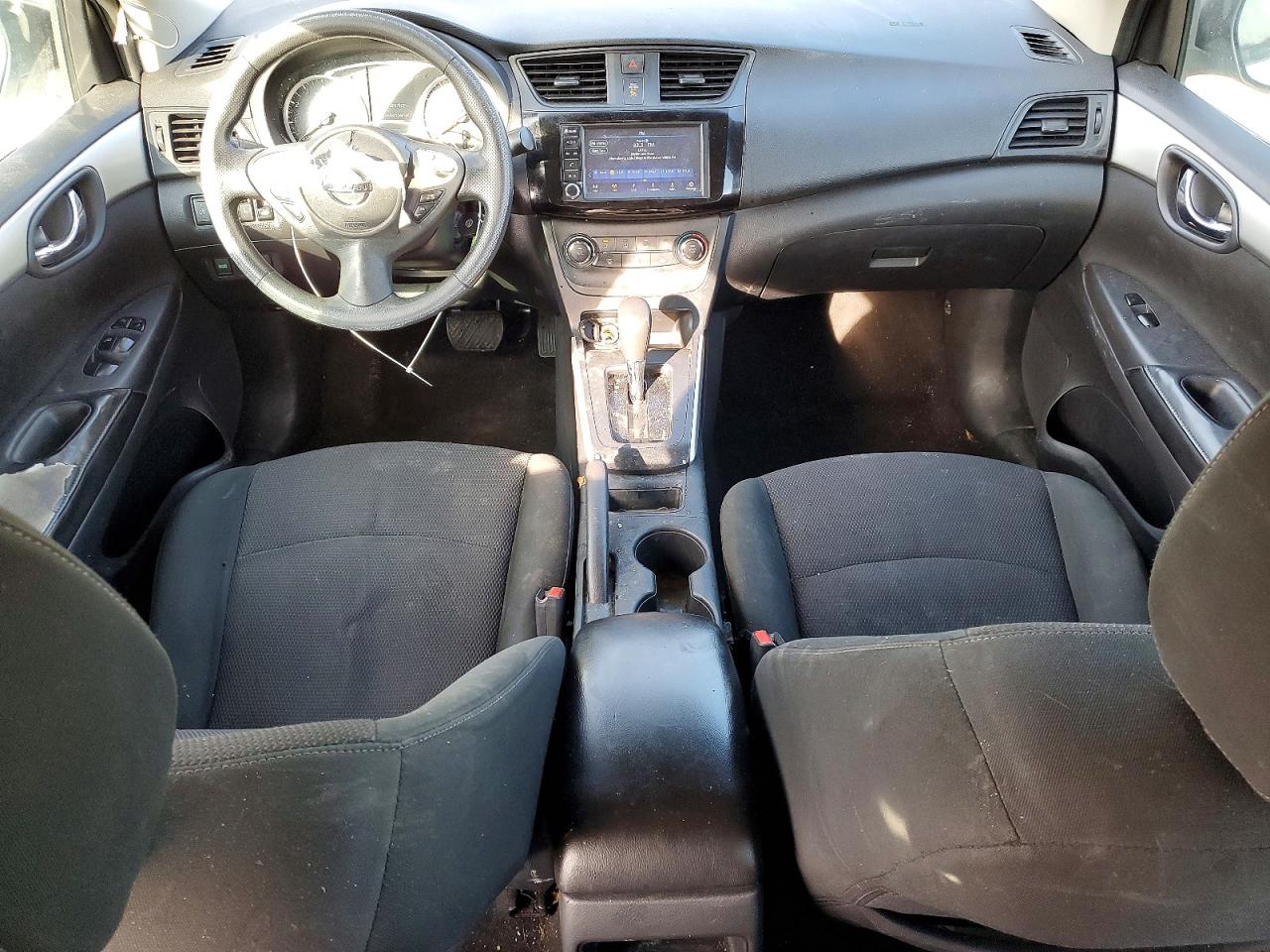 2019 NISSAN SENTRA S photo 15