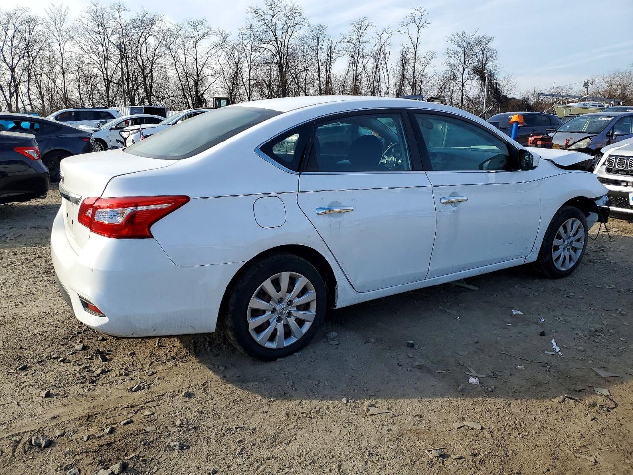 2019 NISSAN SENTRA S photo 5