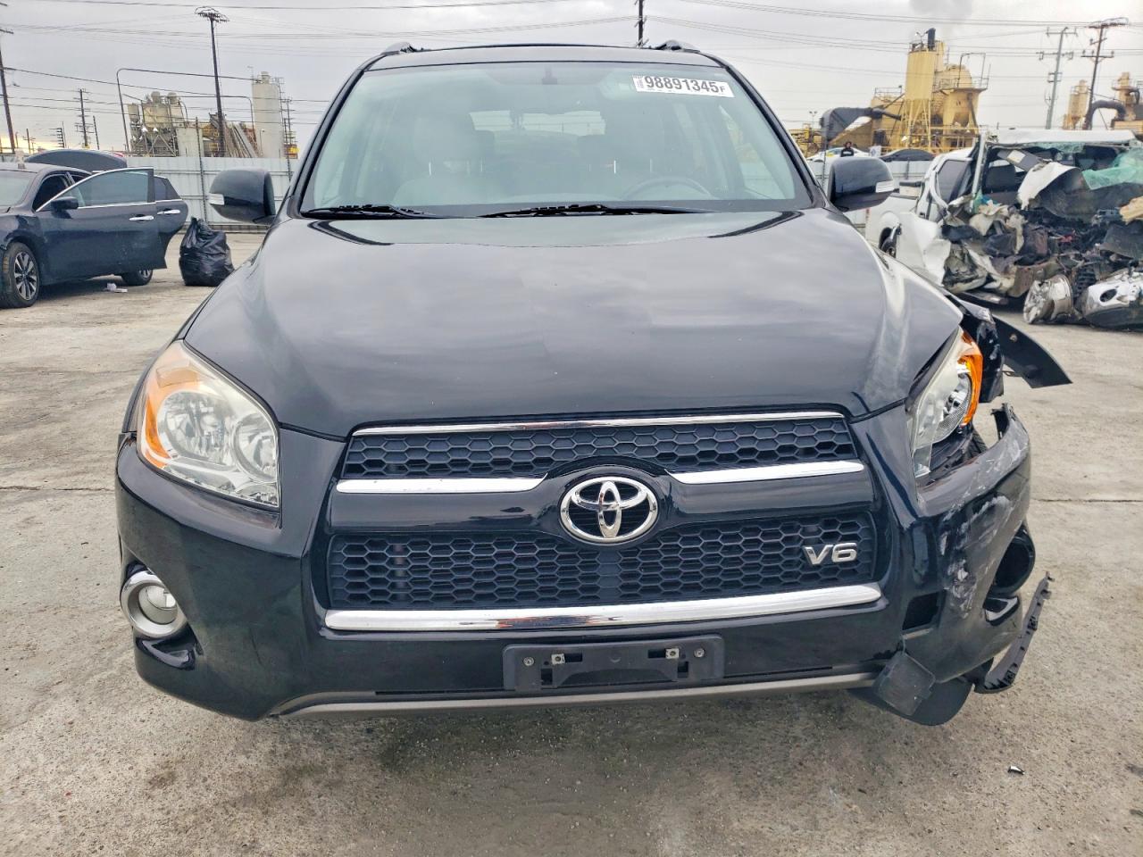 2011 TOYOTA RAV4 LIMITED photo 5