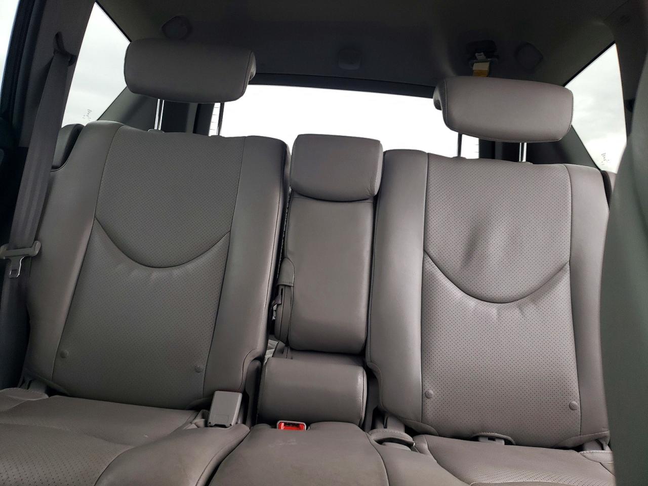 2011 TOYOTA RAV4 LIMITED photo 10