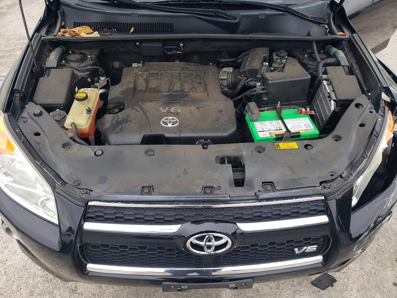 2011 TOYOTA RAV4 LIMITED photo 12