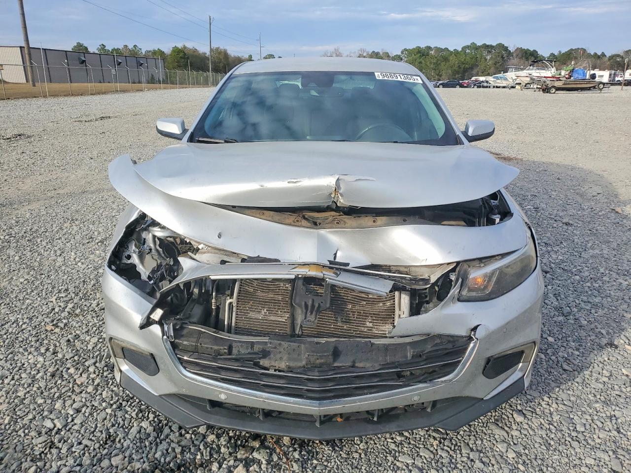 2017 CHEVROLET MALIBU LT photo 5