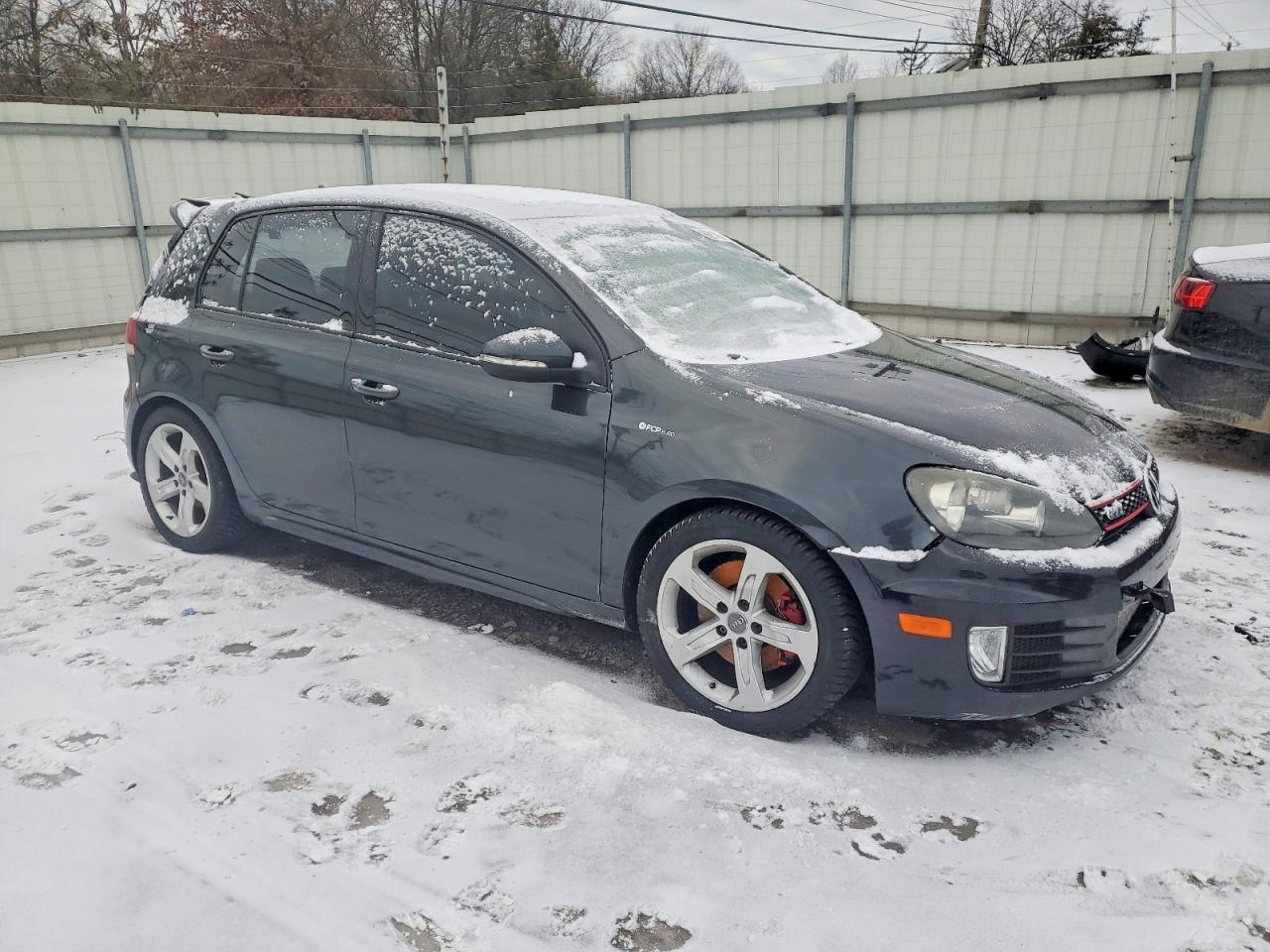 2013 VOLKSWAGEN GTI photo 7