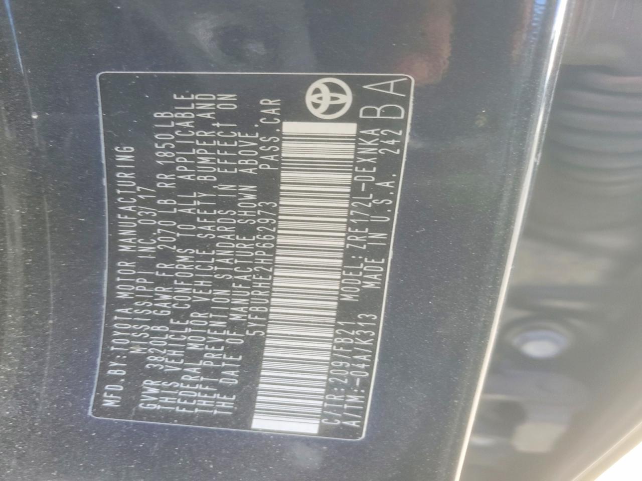 2017 TOYOTA COROLLA L photo 12