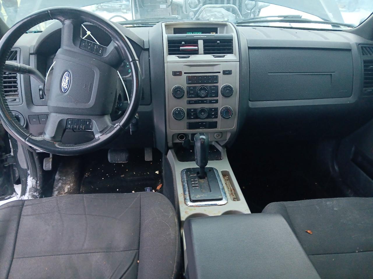 2012 FORD ESCAPE XLT photo 8