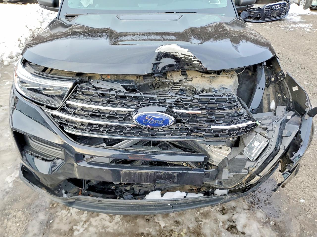 2020 FORD EXPLORER XLT photo 12
