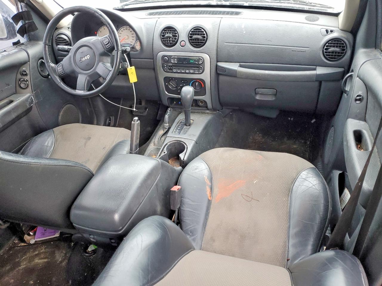 2004 JEEP LIBERTY SPORT photo 8