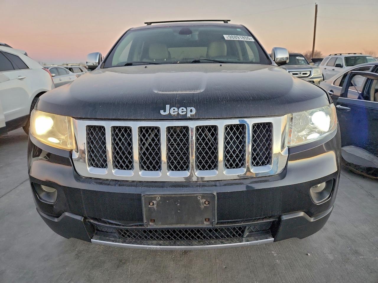 2012 JEEP GRAND CHEROKEE OVERLAND photo 13