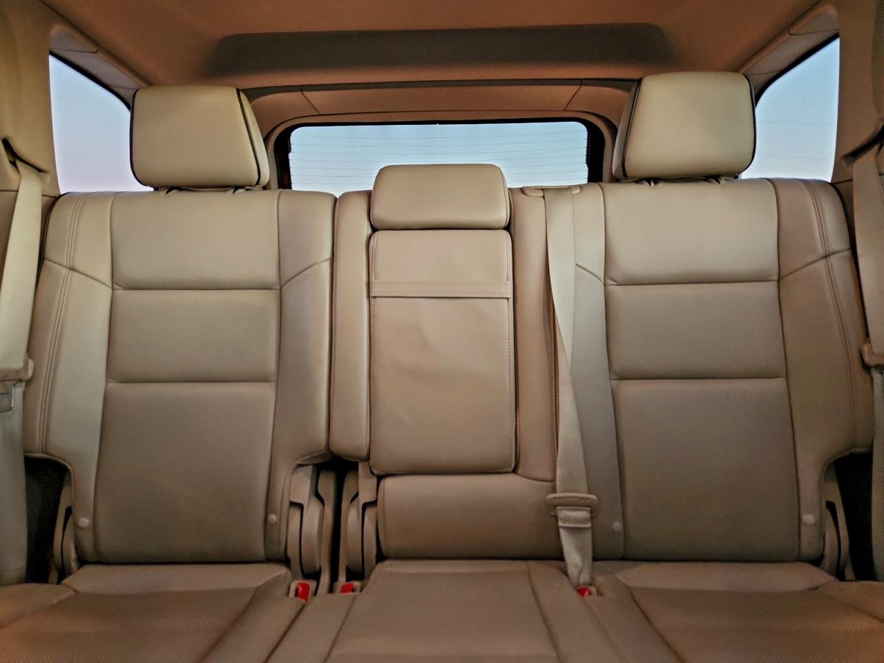 2012 JEEP GRAND CHEROKEE OVERLAND photo 28