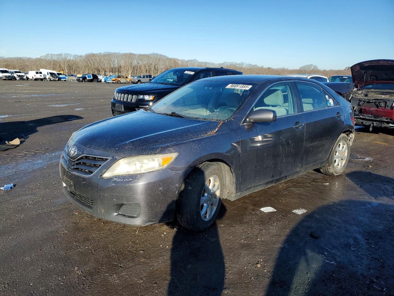2011 TOYOTA CAMRY
