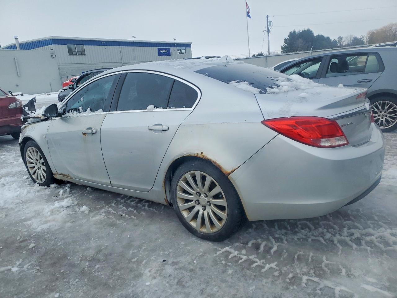 2011 BUICK REGAL CXL photo 2