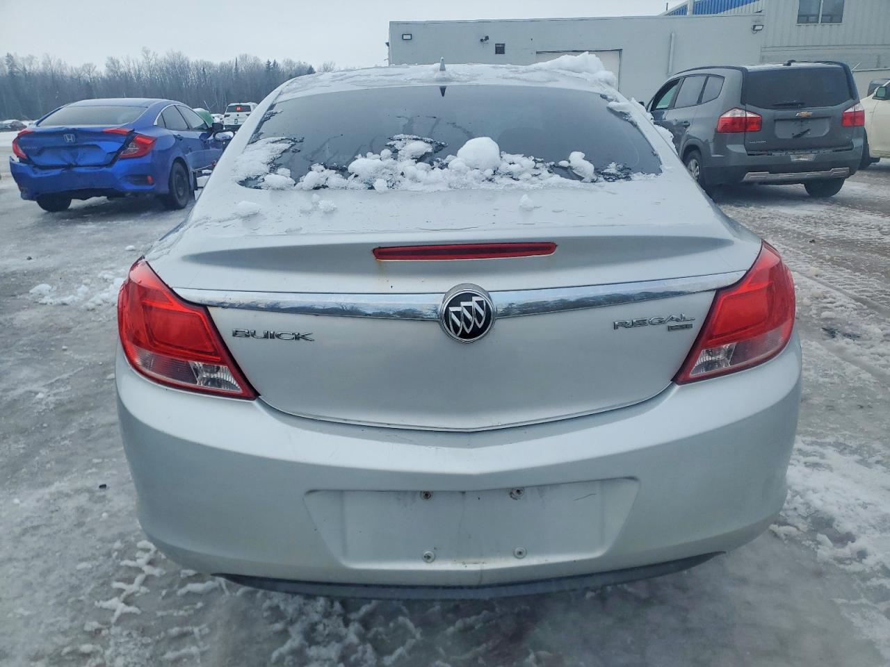 2011 BUICK REGAL CXL photo 6