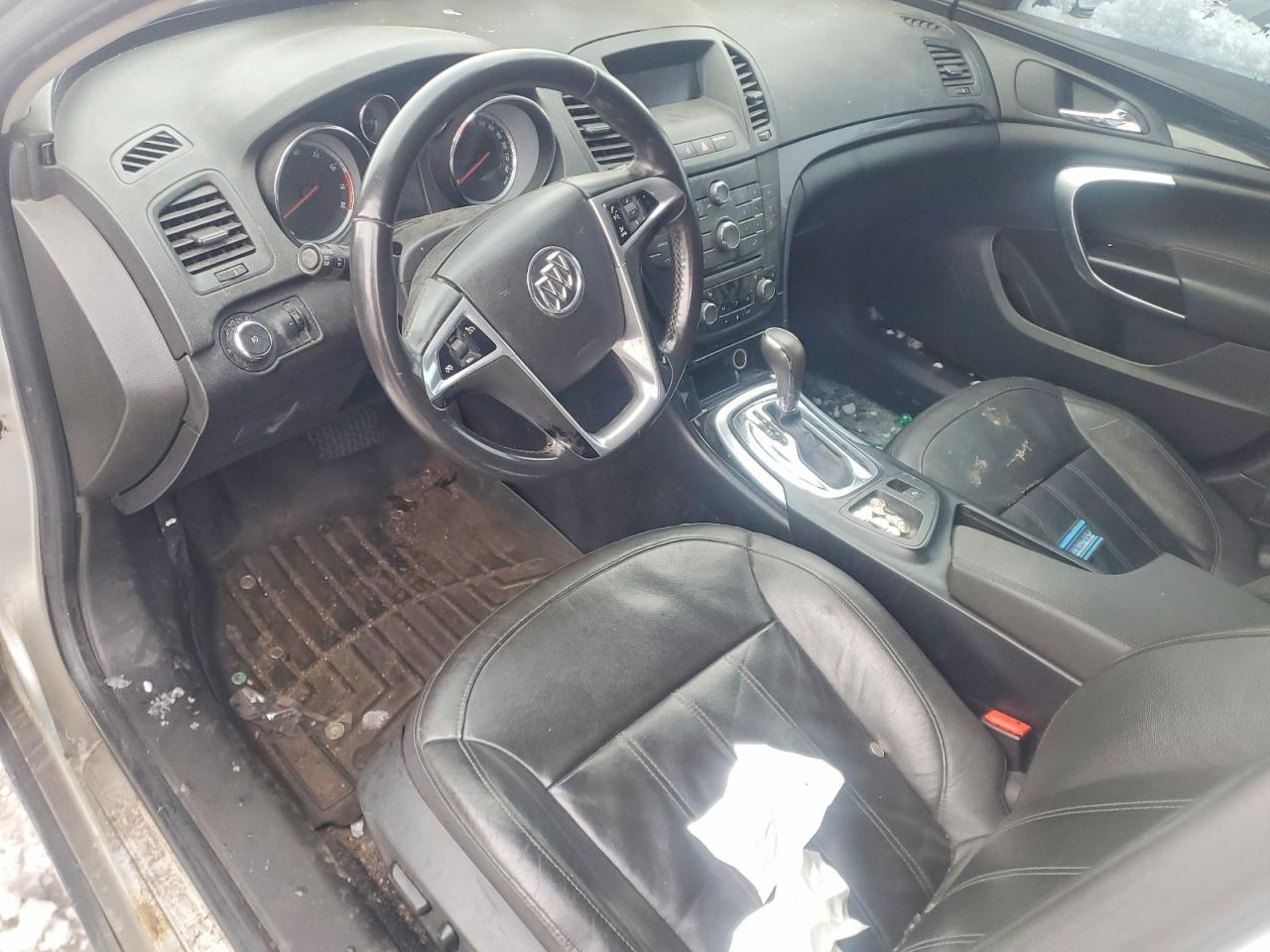 2011 BUICK REGAL CXL photo 8
