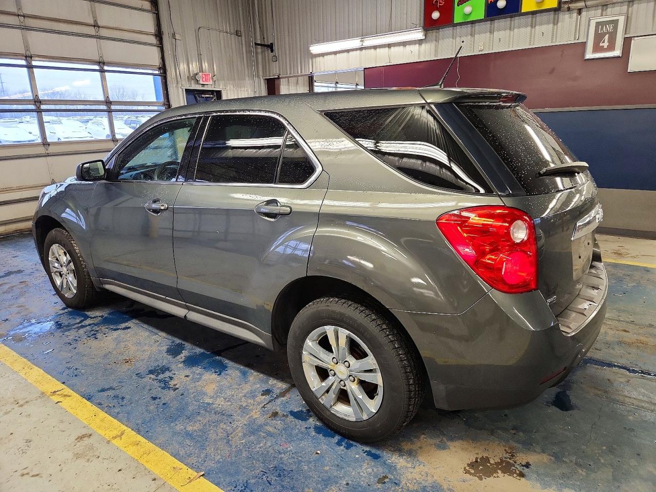 2013 CHEVROLET EQUINOX LS photo 4