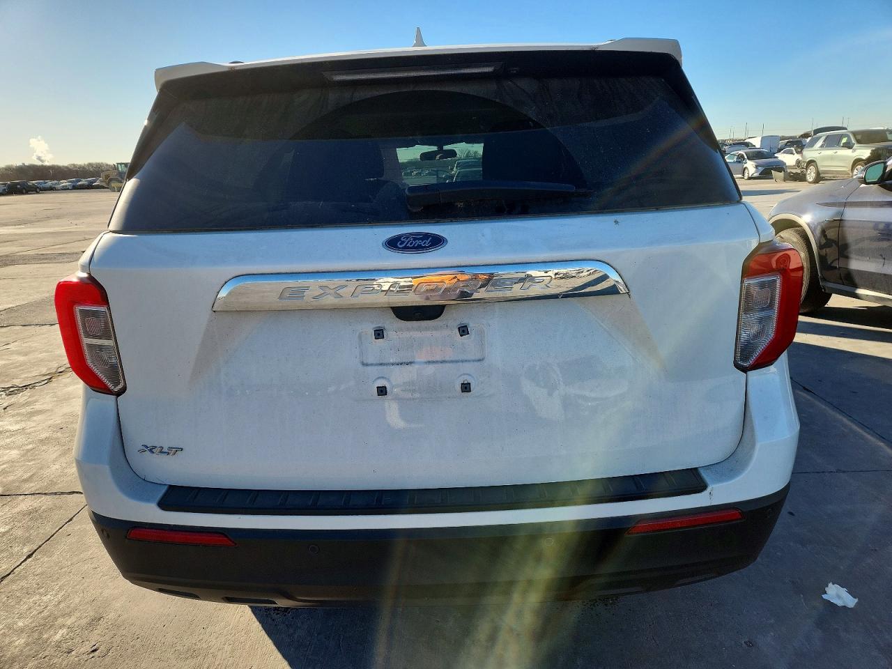 2024 FORD EXPLORER XLT photo 6
