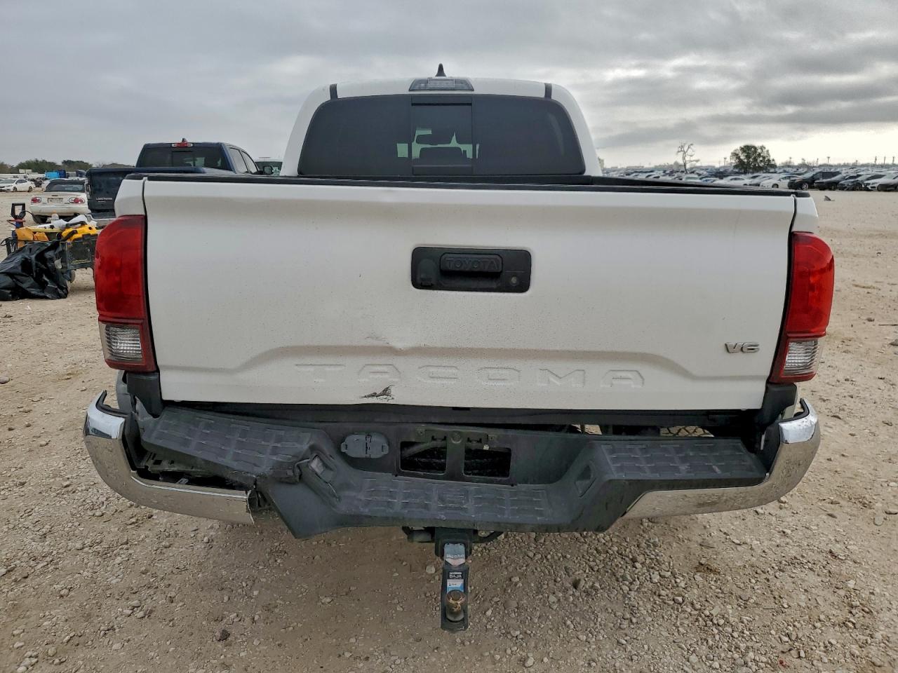 2022 TOYOTA TACOMA DOUBLE CAB photo 6