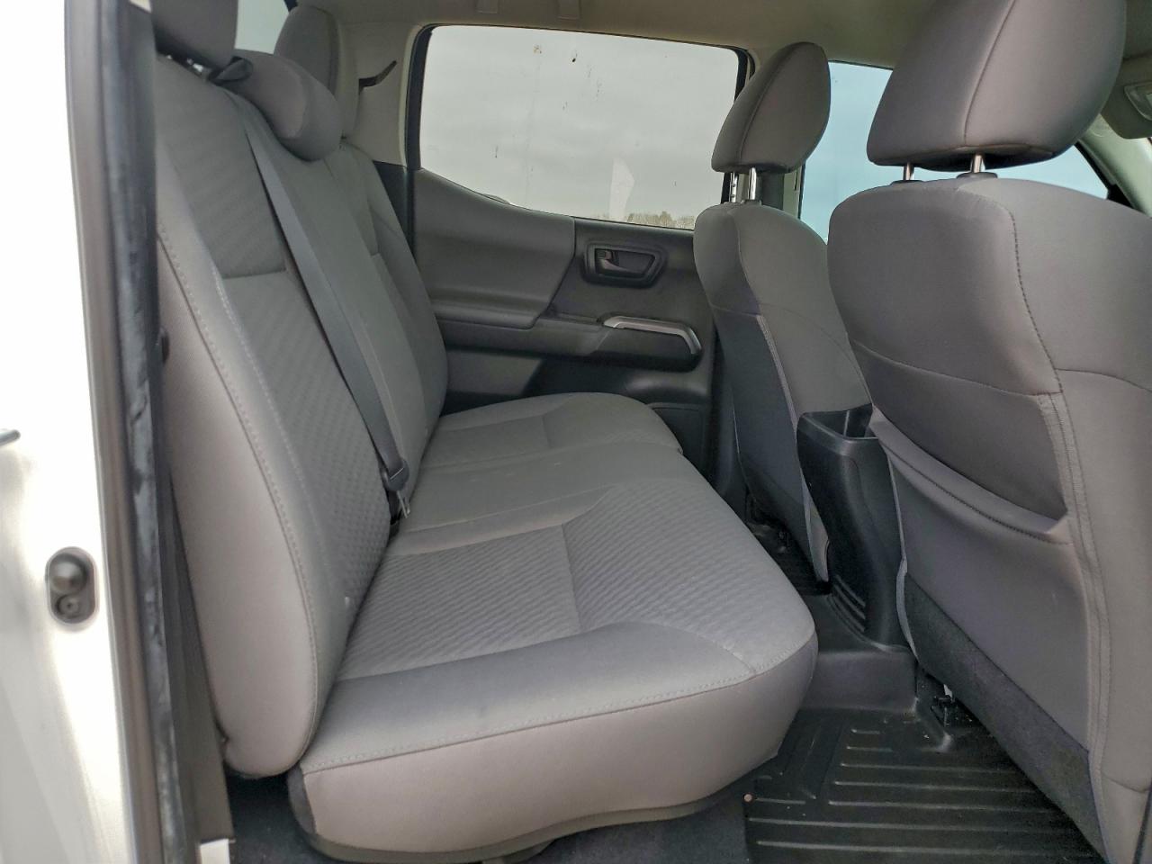 2022 TOYOTA TACOMA DOUBLE CAB photo 10