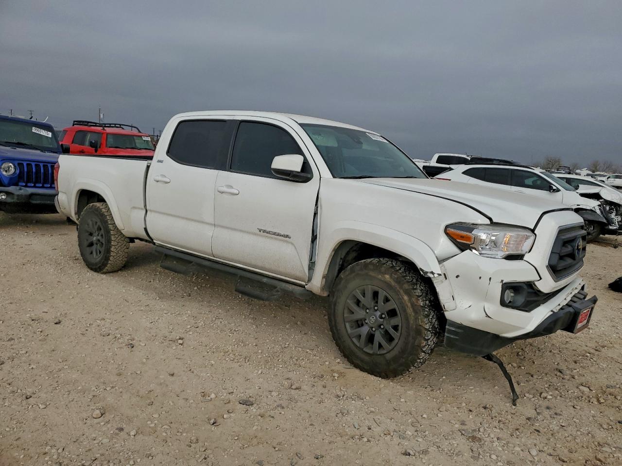2022 TOYOTA TACOMA DOUBLE CAB photo 4