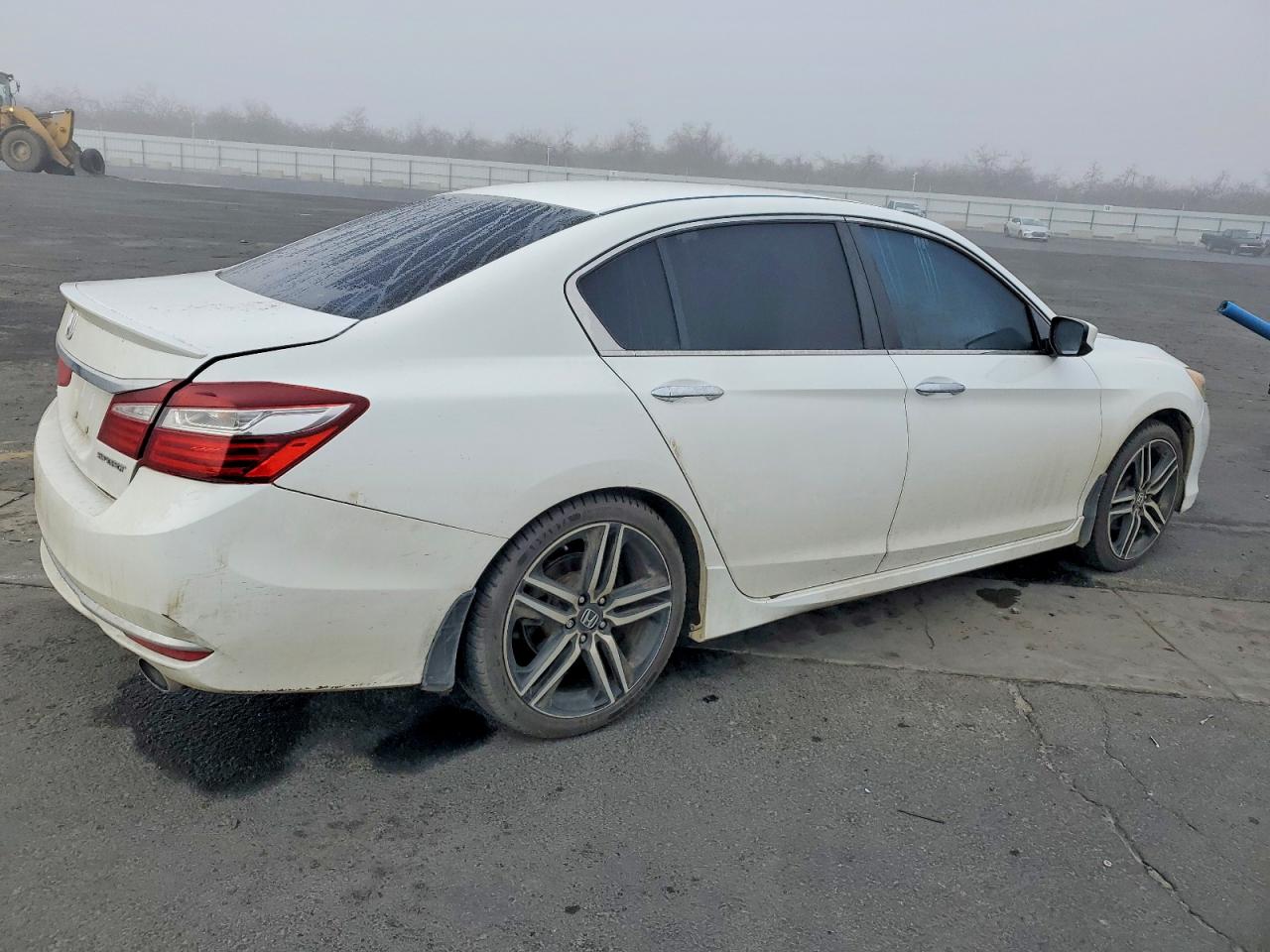 2016 HONDA ACCORD SPORT photo 3
