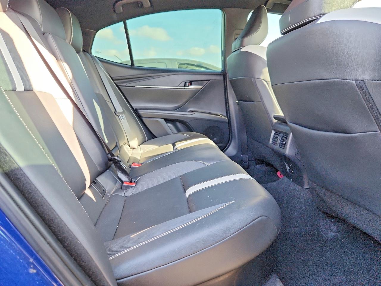 2025 TOYOTA CAMRY XSE photo 10